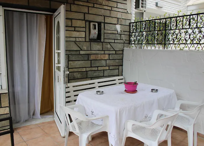 Christel Apartment