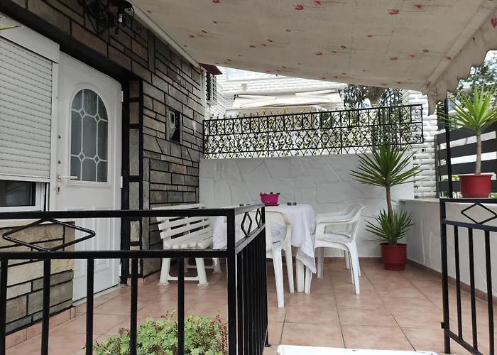 Christel Apartment